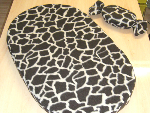 Vorhänge und Wohnaccessoires werden ebenfalls mit der Nähmaschine und von Hand geändert.